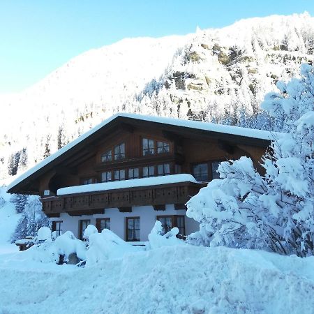 Hotel Haus Alpengruss Sankt Leonhard im Pitztal Exterior foto