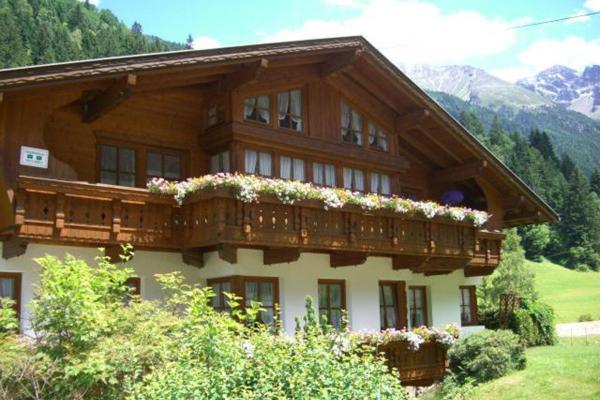 Hotel Haus Alpengruss Sankt Leonhard im Pitztal Exterior foto